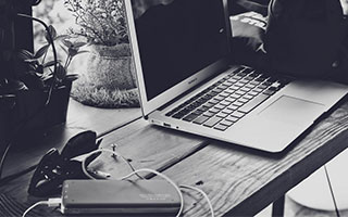 -富勒姆防线漏洞频出，白百合能否保级？，富勒姆外号叫什么