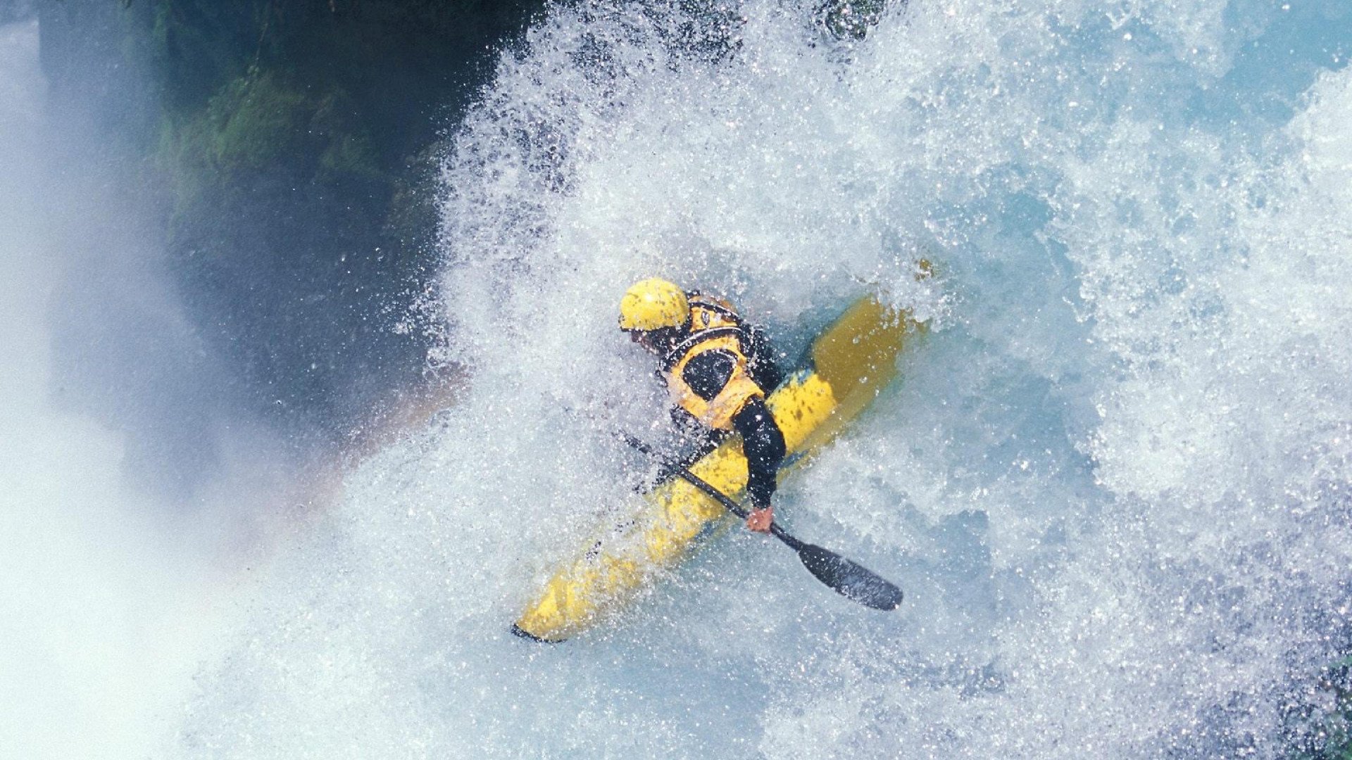 德甲攻防决战：每一次争夺都令人屏息，德甲防守